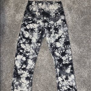 lululemon cropped leggings NWOT